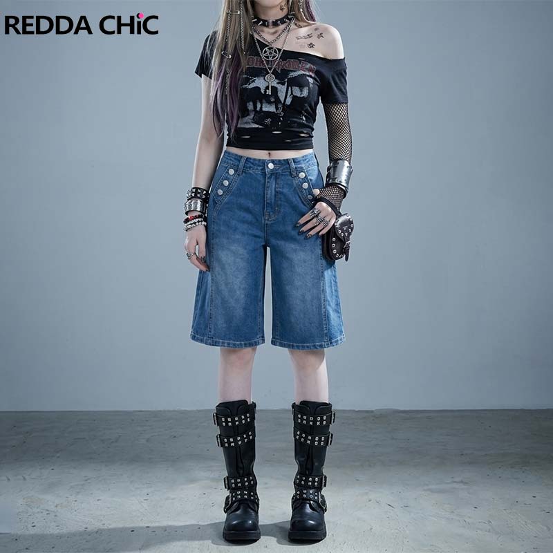 Embroidery Jeans - REDDACHiC กางเกงยีนส์ขาสั้นเบอร์มิวดาสไตล์พังก์ แต่งดีเทลกระดุม สำหรับผู้หญิง ปักลายมอเตอร์ไซค์ ดีไซน์วินเทจ