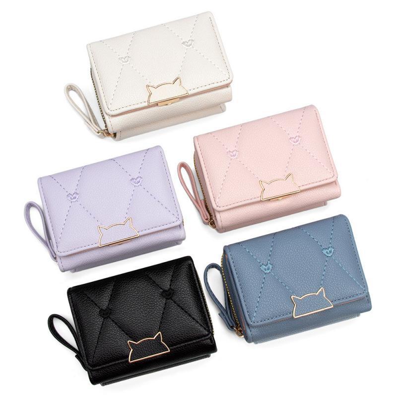 Embroidery Wallet - กระเป๋าสตางค์หนัง PU แบบสั้นพร้อมหัวเข็มขัดรูปแมวและลายปักรูปหัวใจ สำหรับสาววัยรุ่นใช้ในชีวิตประจำวันและช้อปปิ้งแบบสบายๆ