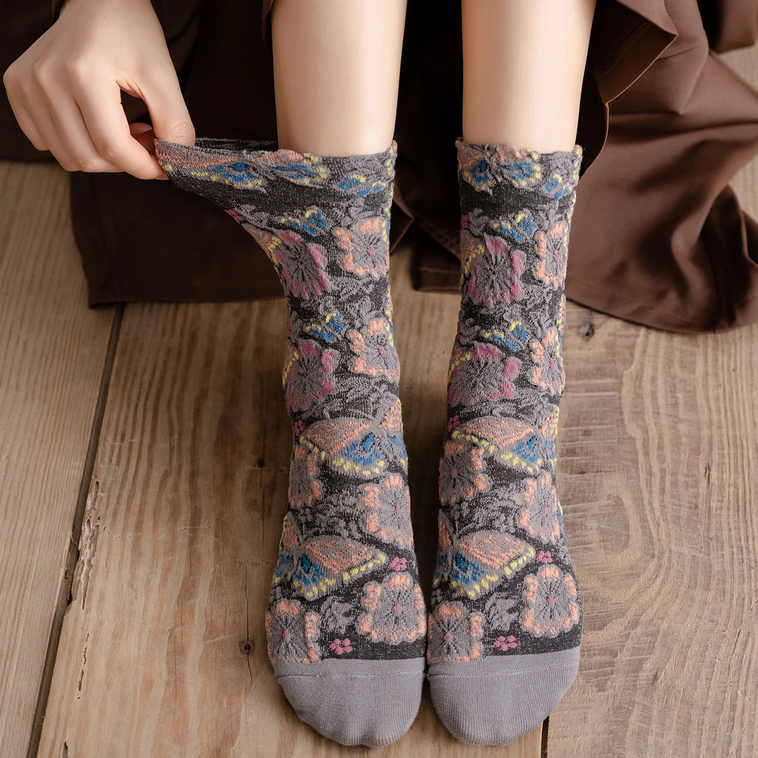 เย็บปักถักร้อยดอกไม้ถุงเท้าผู้ - Embroidery On Socks บทวิจารณ์และราคา