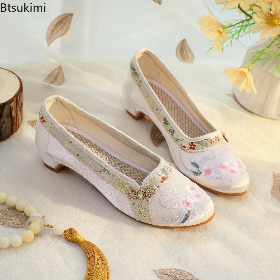 รองเท้าผู้หญิงสไตล์ชาติพันธุ์ป - Embroidery Shoes บทวิจารณ์และราคา