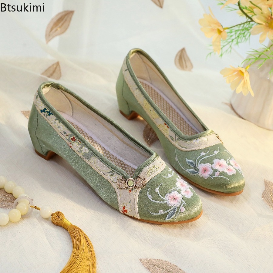 รองเท้าผู้หญิงสไตล์ชาติพันธุ์ป - Embroidery Shoes บทวิจารณ์และราคา