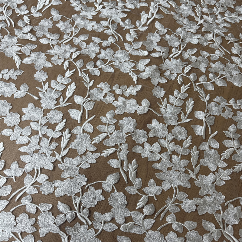 ผ้าลูกไม้ปักลายดอกไม้สีงาช้าง  - Embroidery Veil บทวิจารณ์และราคา