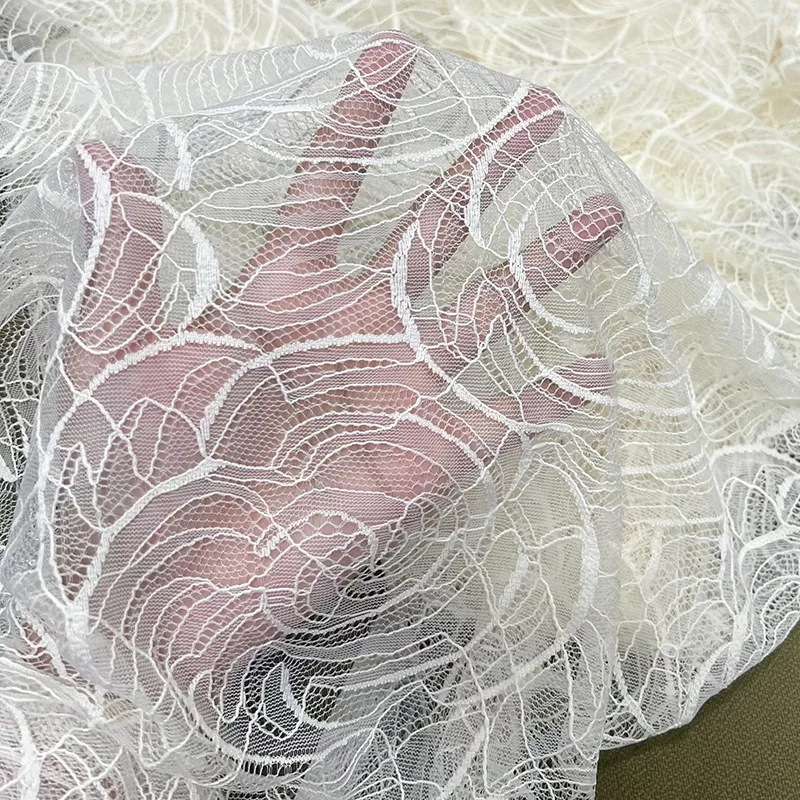 ผ้าลูกไม้ลายดอกกุหลาบหรูหราสำห - Embroidery Veil บทวิจารณ์และราคา