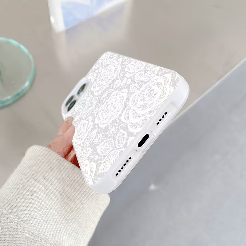 เคสโทรศัพท์ลายดอกไม้ลูกไม้สีขา - Embroidery White บทวิจารณ์และราคา