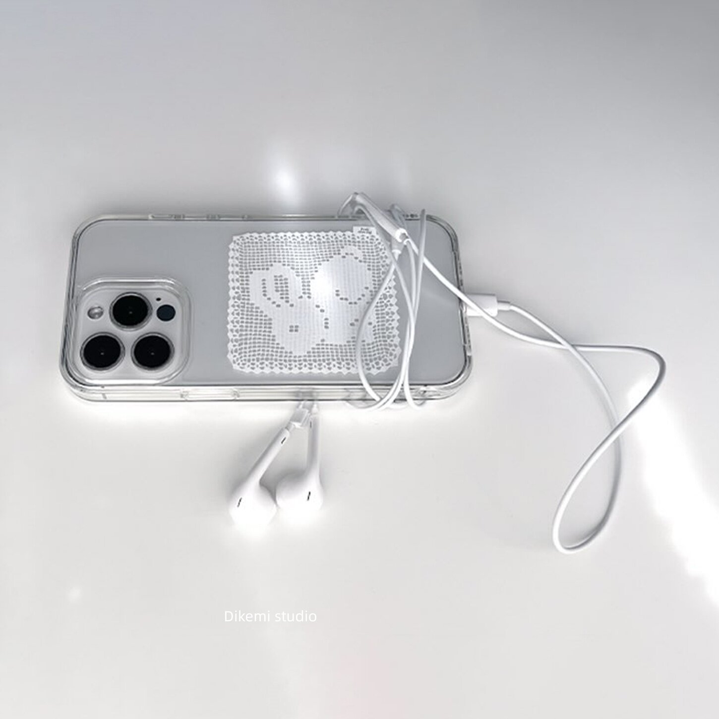 เคสโทรศัพท์ลายลูกไม้สีขาวสไตล์ - Embroidery White บทวิจารณ์และราคา