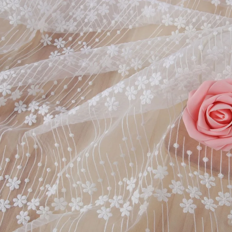 1 หลาดอกไม้เย็บปักถักร้อยลูกไม - Embroidery Veil บทวิจารณ์และราคา